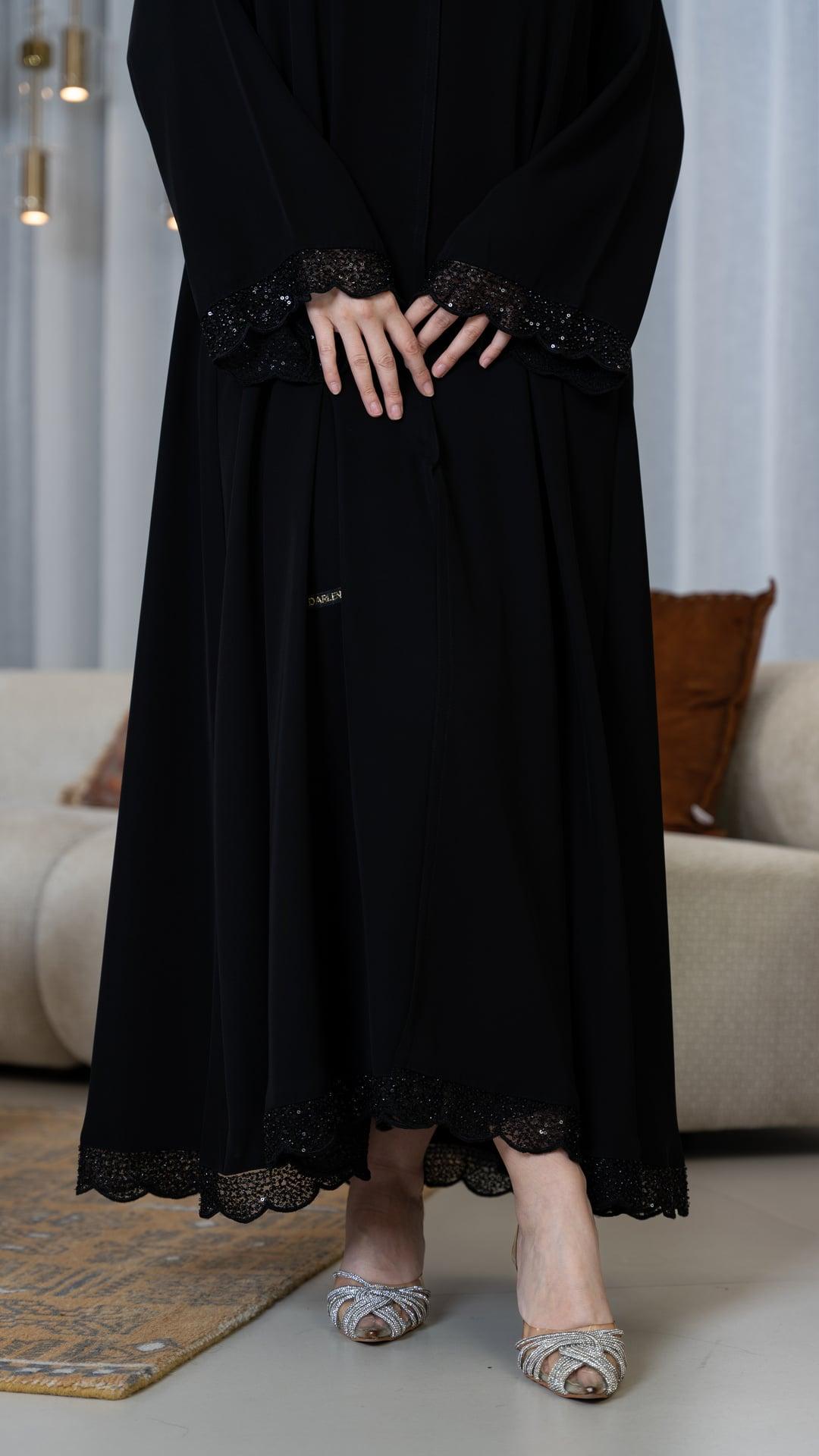 عباية مزينه بكرستالات ناعمه