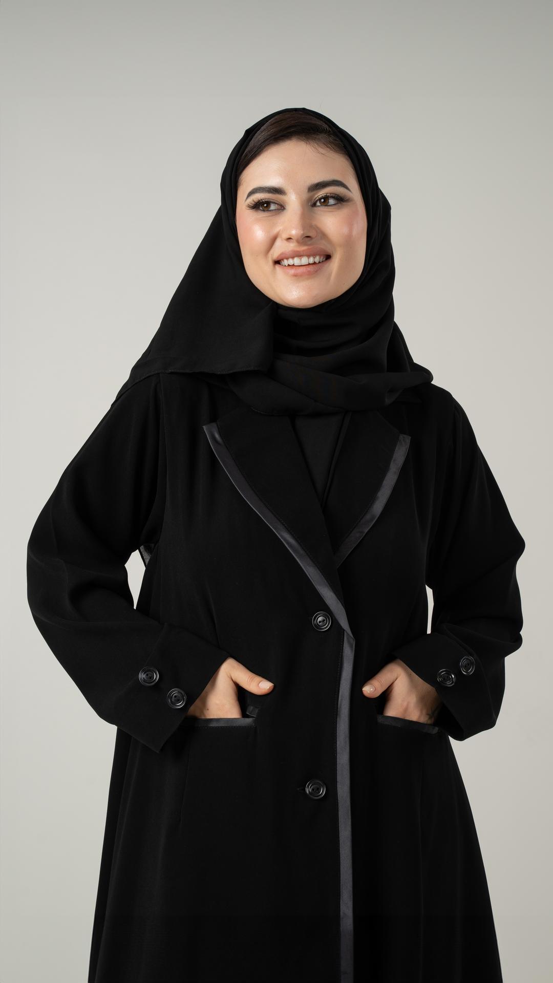 عباية بليزر بحواف حرير