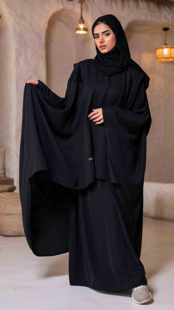 عباية قطعتين منفصلة بتصميم مميز