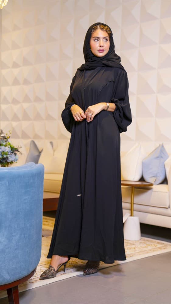 عباية كلوش باكمام مطاط