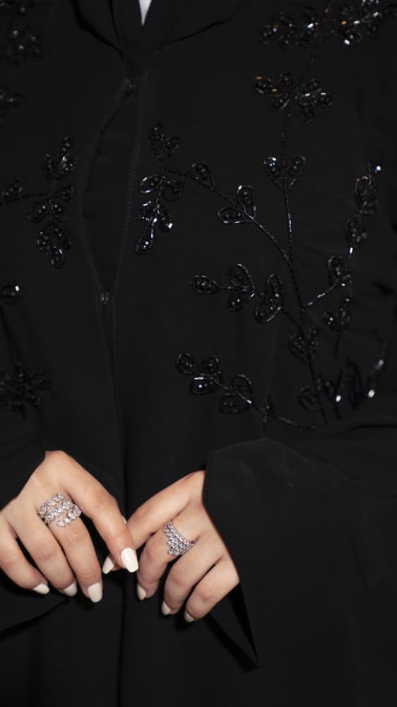 عباية شك اسود