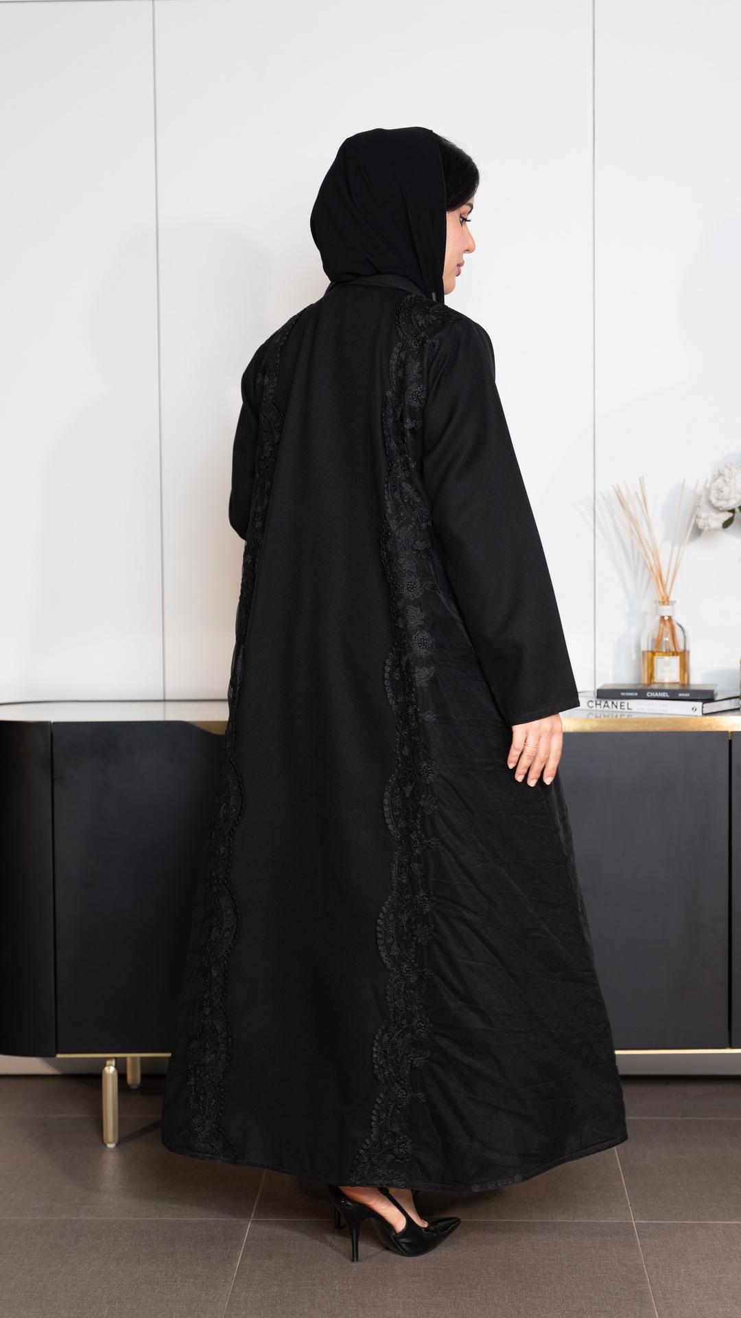 بليزر بدانتيل من الجوانب