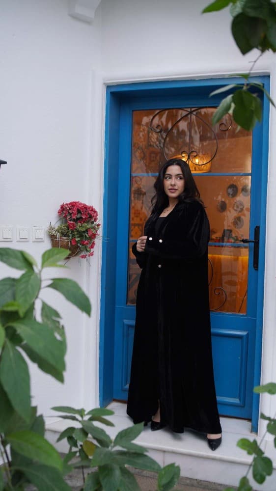 عباية شتوية رسمية مخمل
