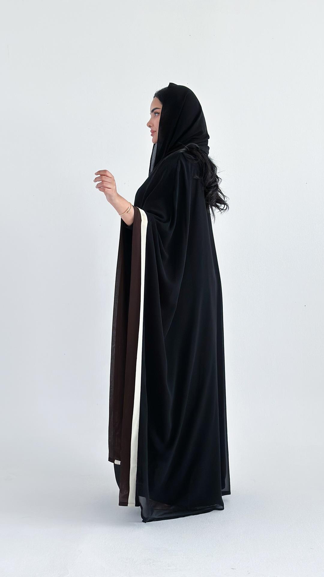 عباية بشت مفتوحة من الجوانب