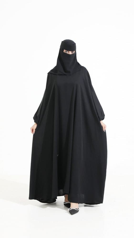 عباية بشت كم مزموم