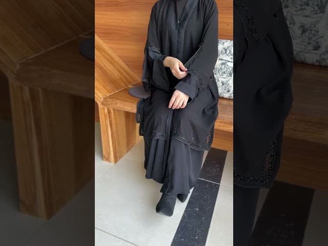 عباية طبقتين مزينه بشك
