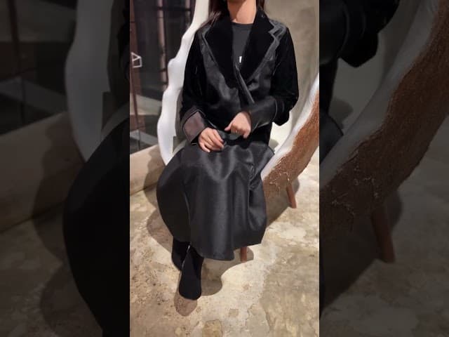 عباية شتوية بياقه ومعصم جلد